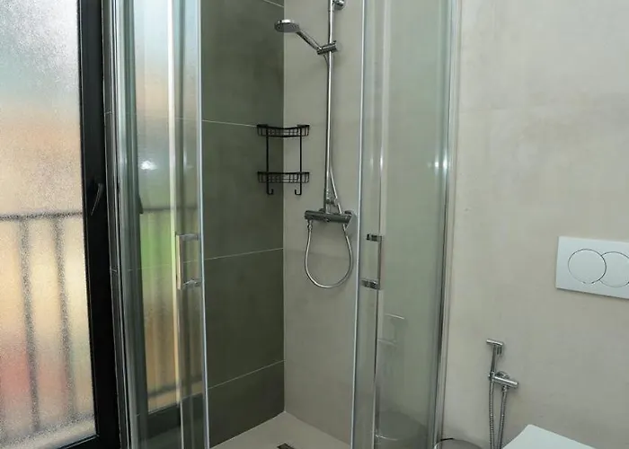 Mk 104 * ティラナ